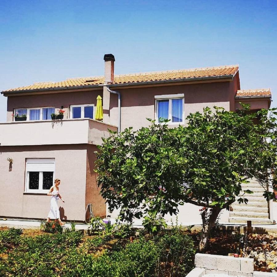 Apartmani Zara Затон Екстер'єр фото