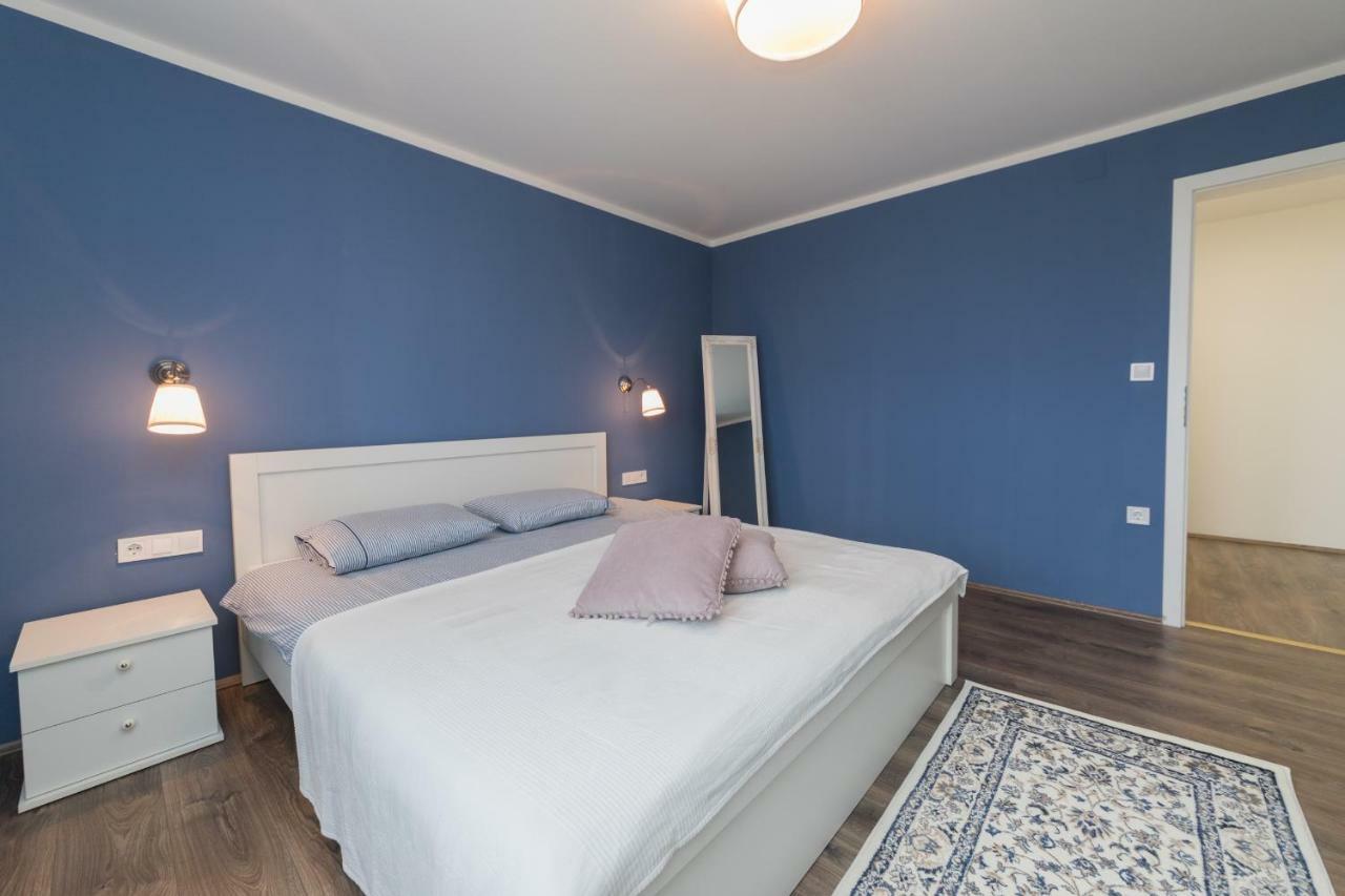 Apartmani Zara Затон Екстер'єр фото